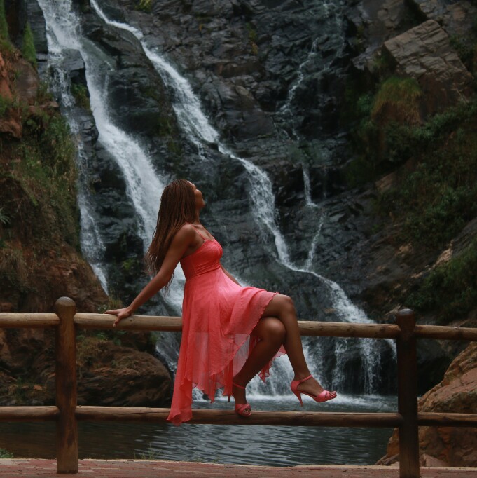 Sis tryphosa avatar picture