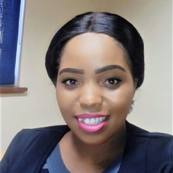 Sis Hlengiwe avatar picture