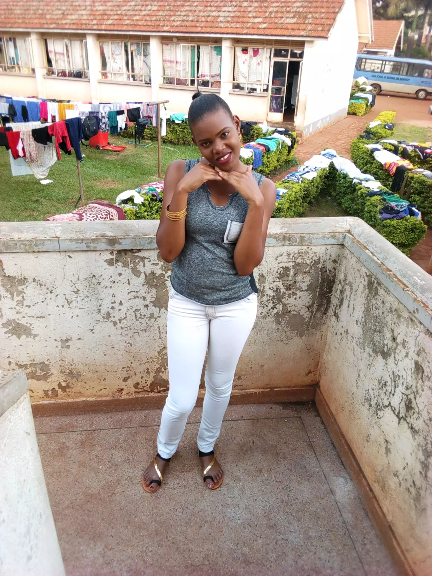 Bessy Perfect Ikiror avatar picture