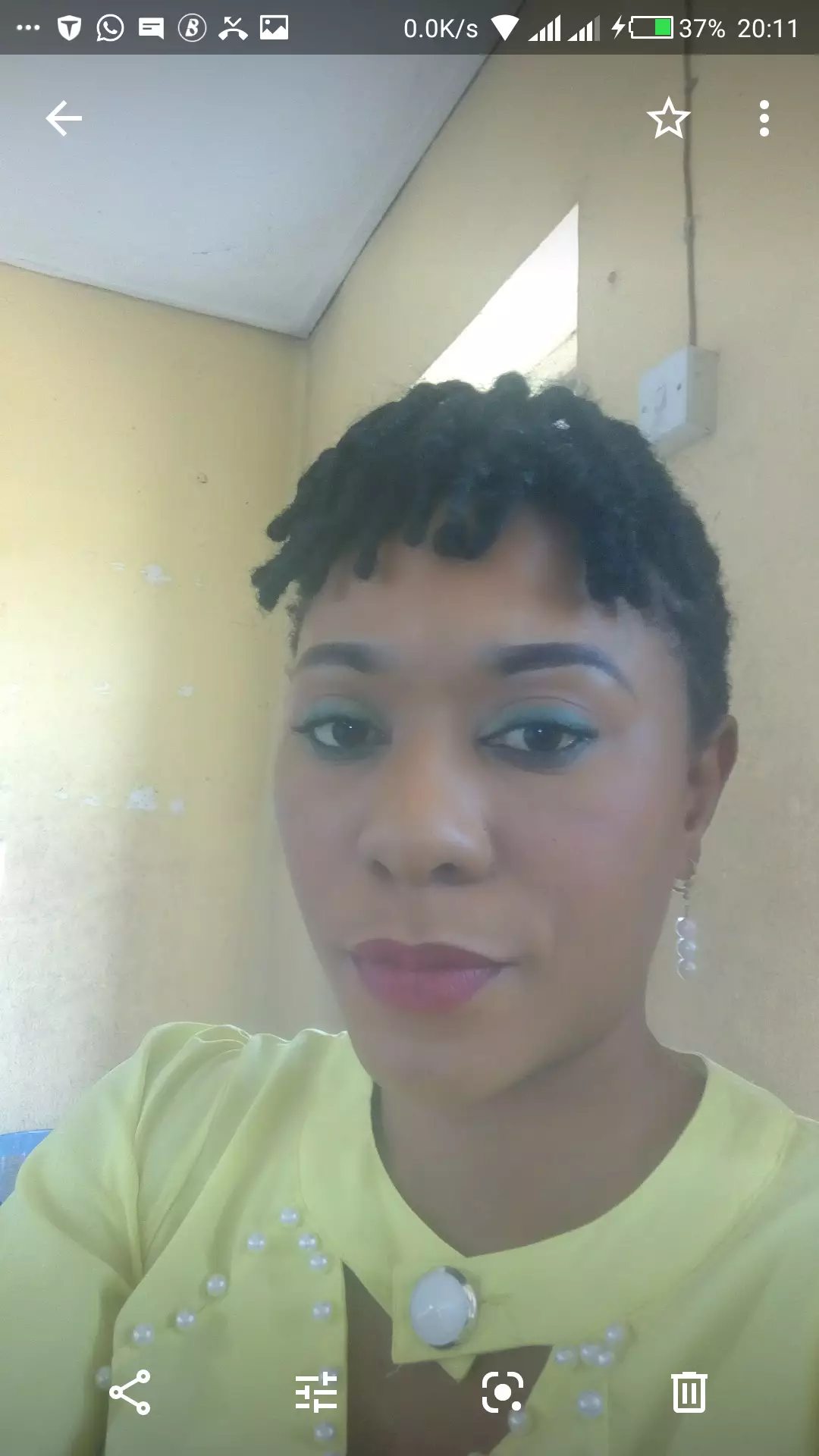 esther tekena avatar picture